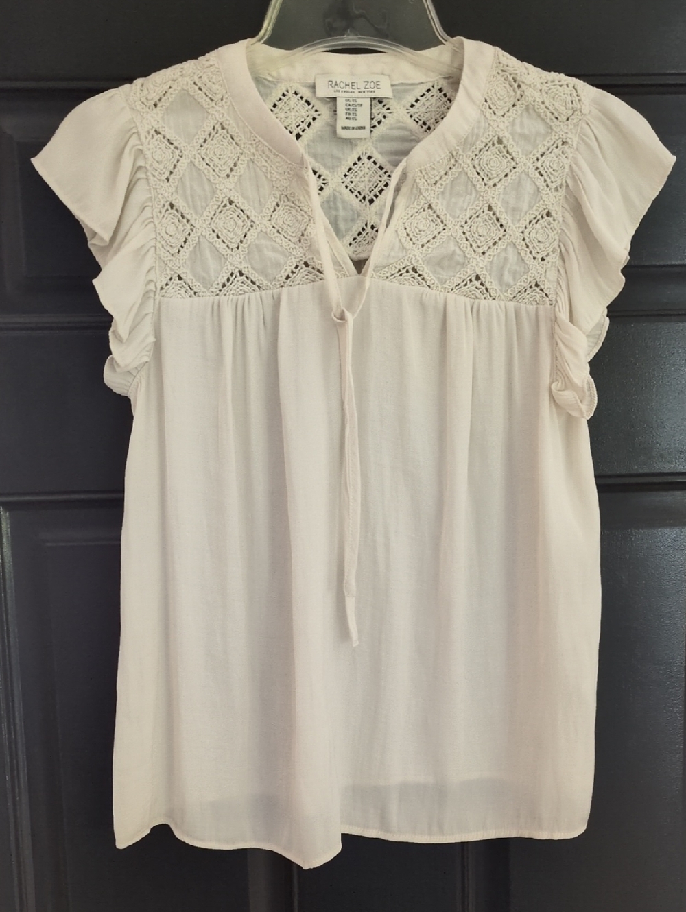 Rachel Zoe Crochet Yoke Tie-Front Blouse Top Size XS.  Soft Cream.      NWOT